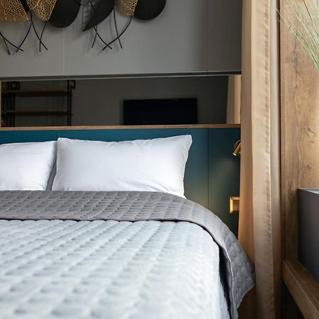 Four Sisters Luxury Rooms In Siauliai Ngoại thất bức ảnh