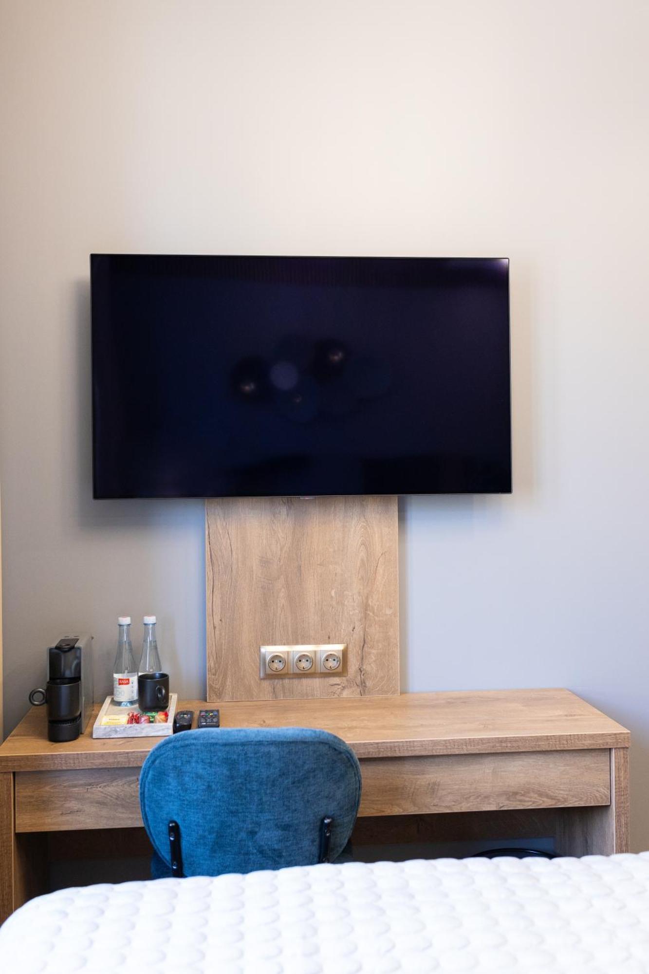 Four Sisters Luxury Rooms In Siauliai Ngoại thất bức ảnh