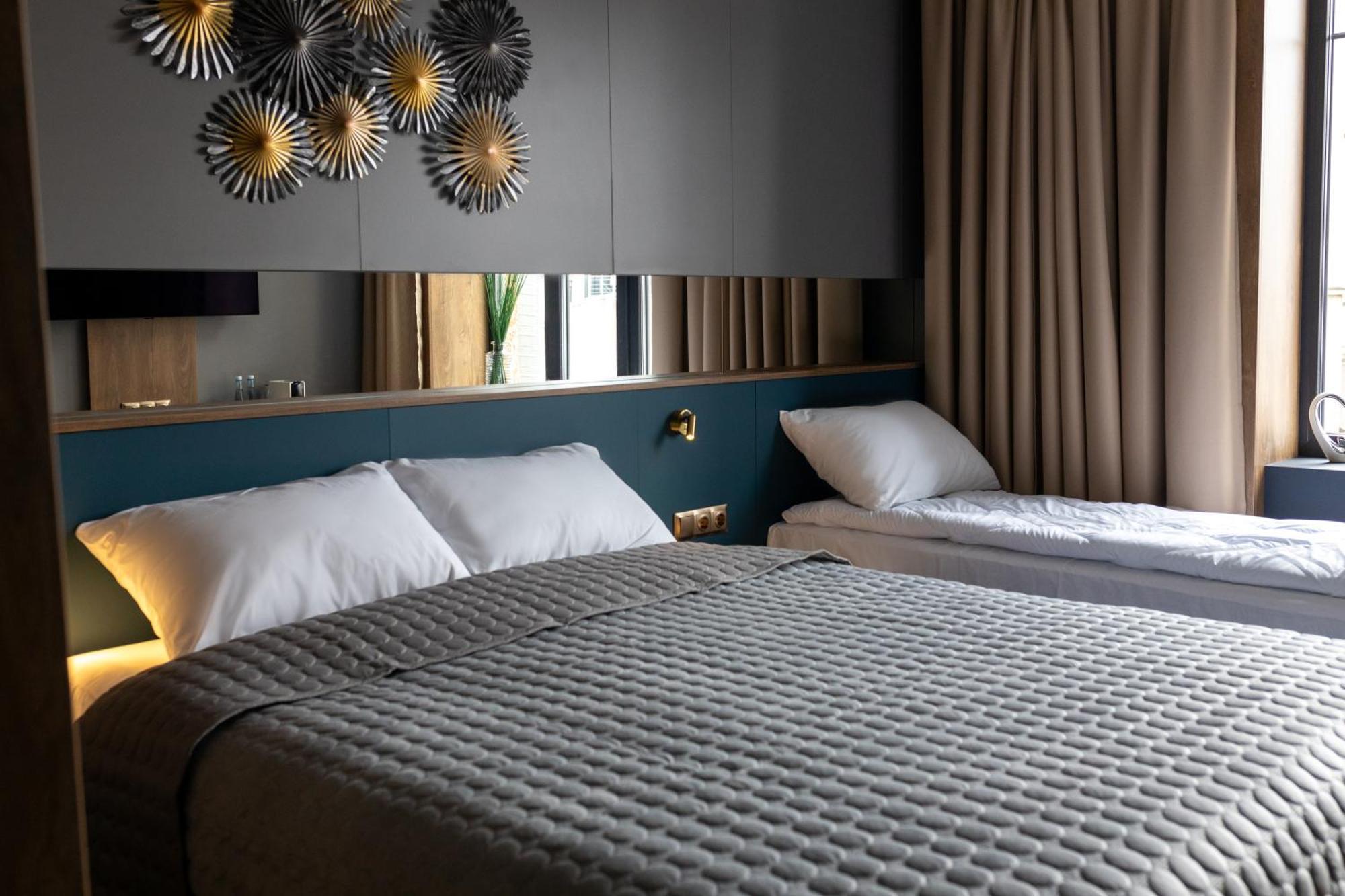 Four Sisters Luxury Rooms In Siauliai Ngoại thất bức ảnh