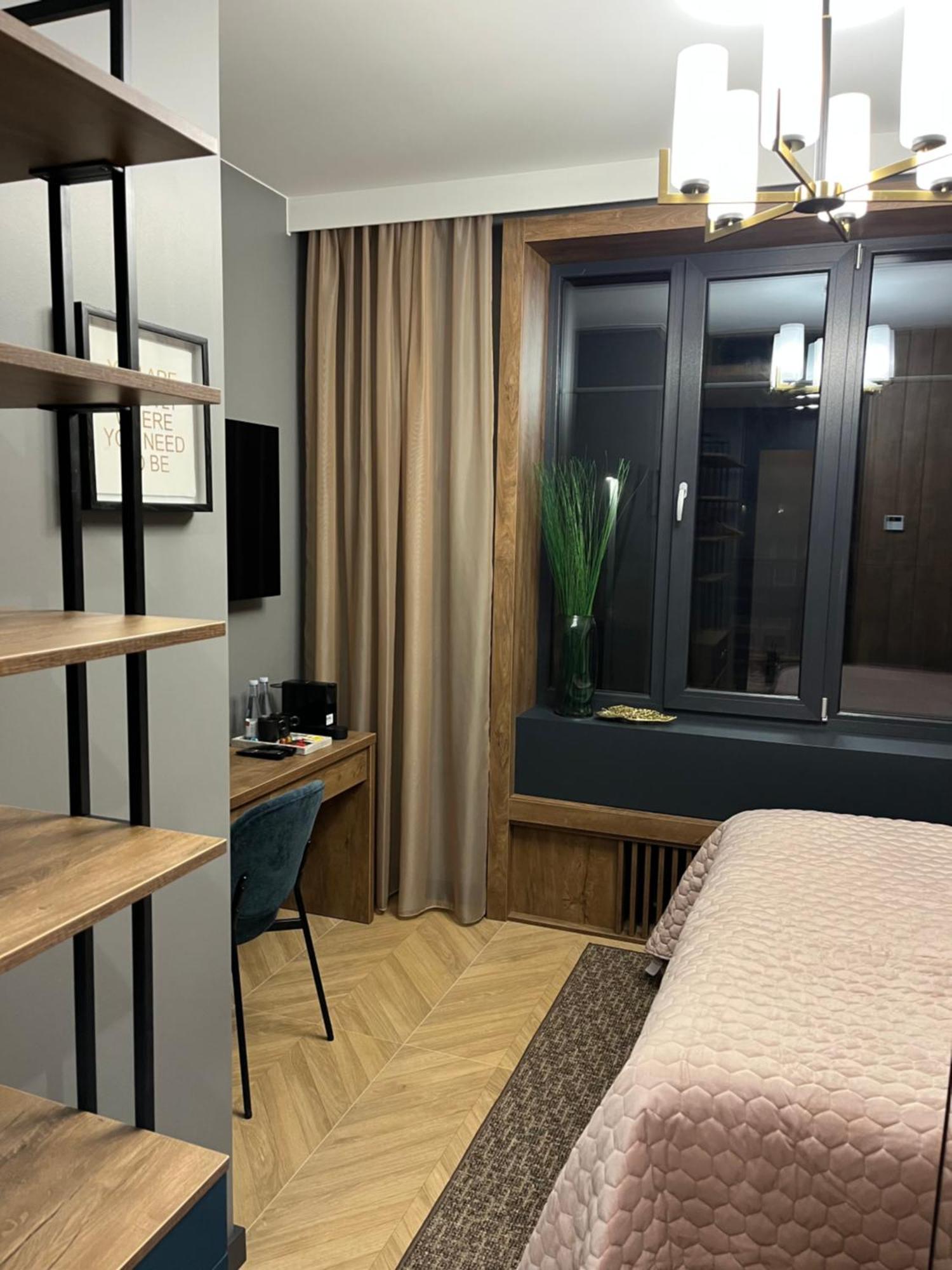 Four Sisters Luxury Rooms In Siauliai Ngoại thất bức ảnh